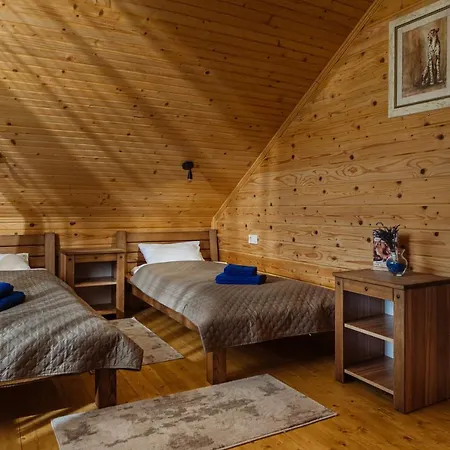 Aparthotel екосадиба пан атаман 3*