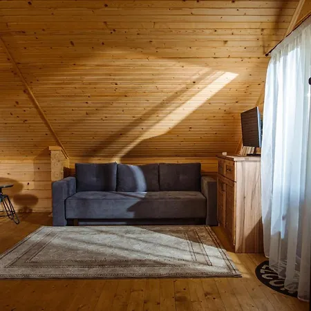 Aparthotel екосадиба пан атаман 3*