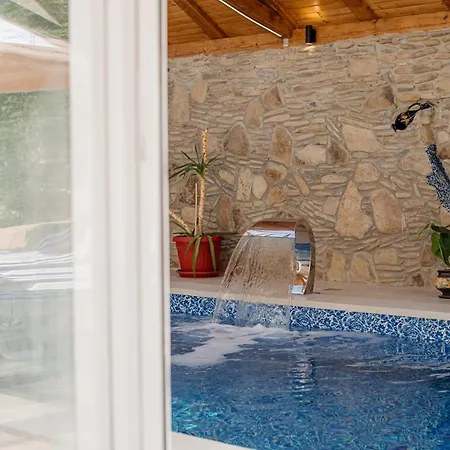 아파트호텔 екосадиба пан атаман 3*