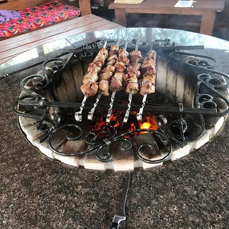 екосадиба пан атаман 아파트호텔